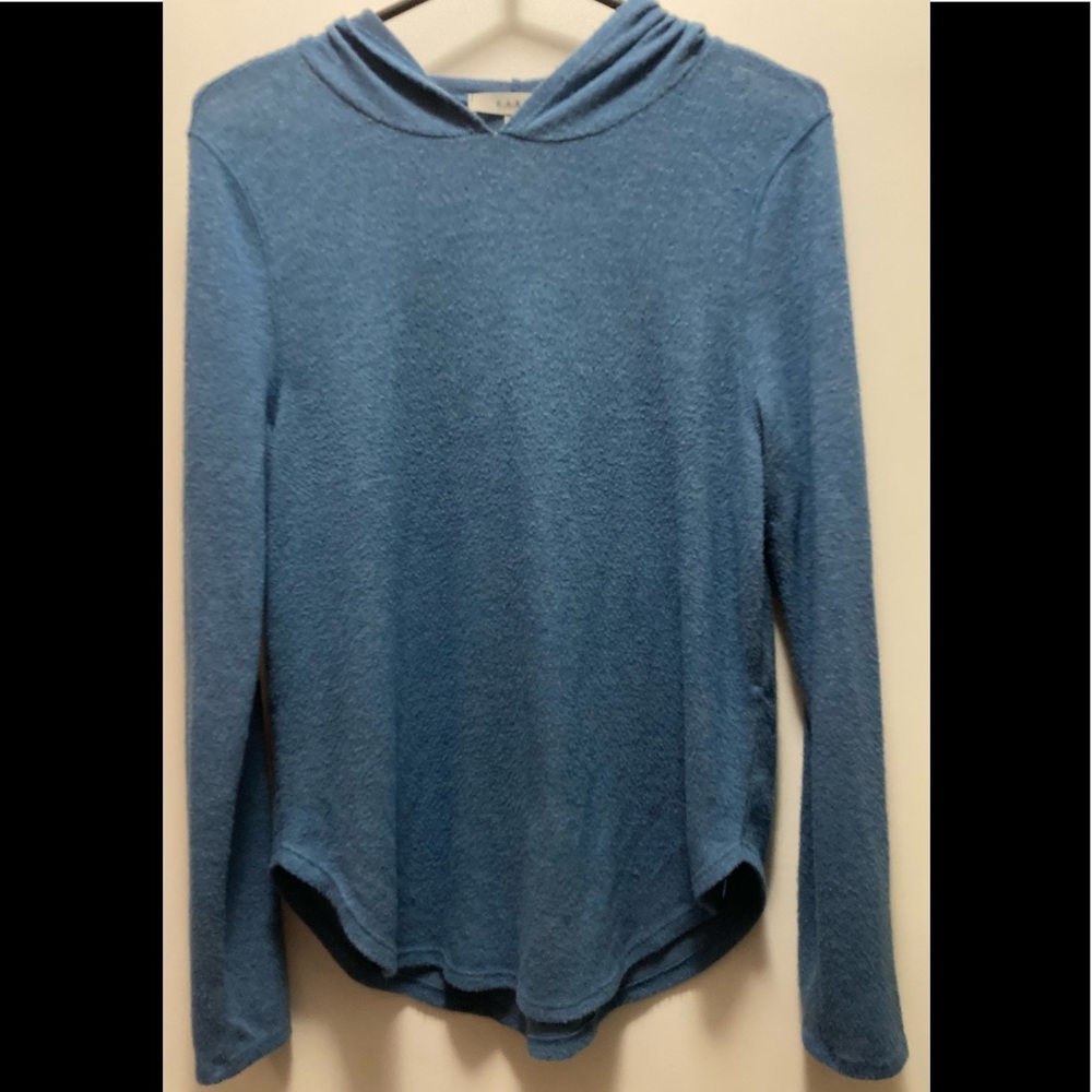 Gaze Sweater